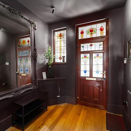City Retreat, Spacious 4 Bed House, Games Room, Parking, Hot Tub & Bbq Cardiff Exterior foto